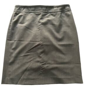 Adrienne Vittadini  Size 6 Gray Knee Length Skirt